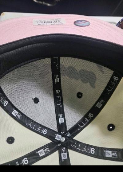 Atlanta Braves OS hat cream with light pink letters - Thumbnail 4