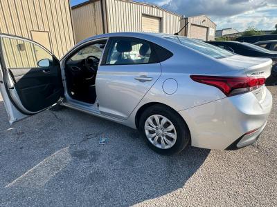 2019 Hyundai Accent Sedan Excellent Conditions - Thumbnail 6