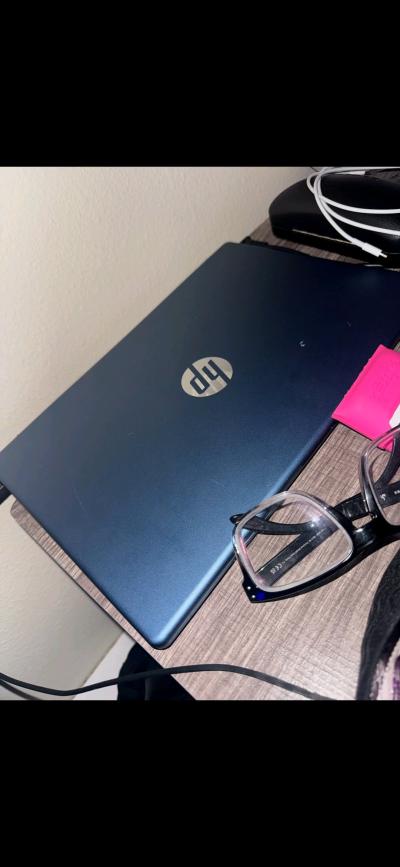 HP Laptop Dell Navy Blue with charger