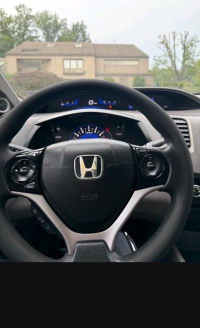2012 Honda civic - Thumbnail 7