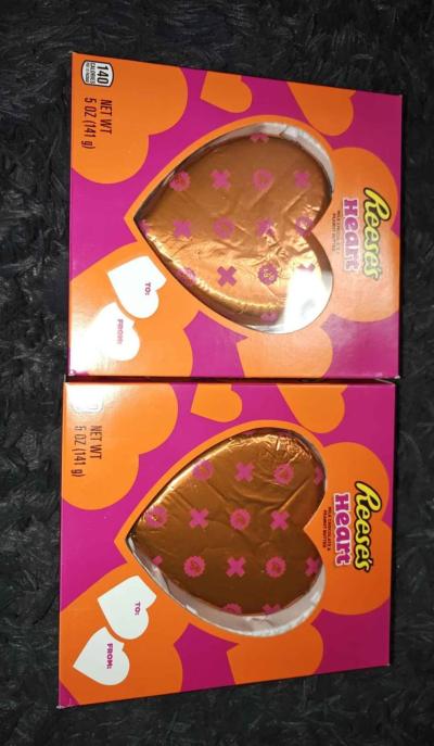 2x Reeses Heart Gift Boxes