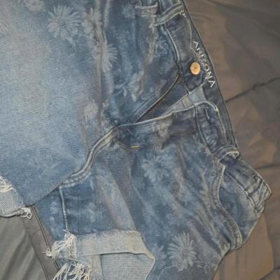 women shorts - Thumbnail 1