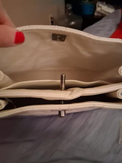 Chanel purse very stylish two pockets - Thumbnail 2