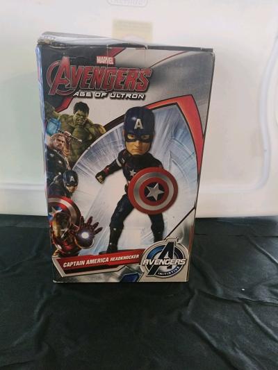 NECA Age of Ultron Capitan America Bobble Heade Figure