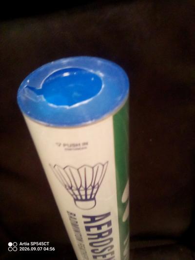 12 Yonex Aero duck feather shuttlecocks - Thumbnail 4