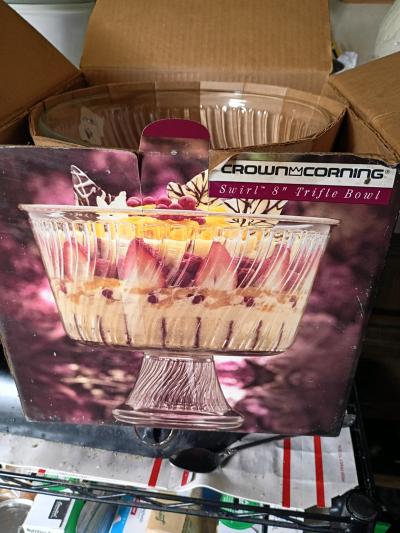 A Clear Glass 8 Trifle Bowl