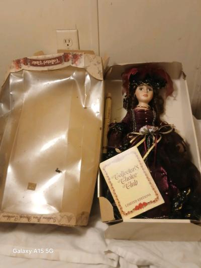 porcelain doll 1 - Thumbnail 2