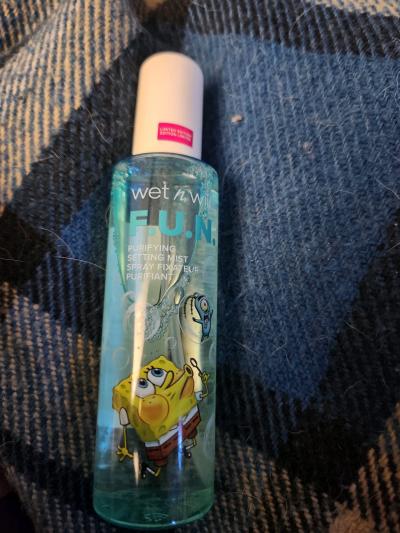 wet n wild SpongeBob theme purifying setting spray