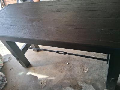 HERMOSA MESA RUSTICA