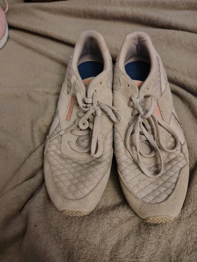 womens size 11 sneakers - Thumbnail 4