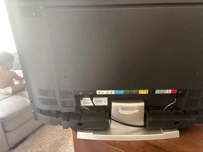 42inch Vezio Flat Screen TV - Thumbnail 3