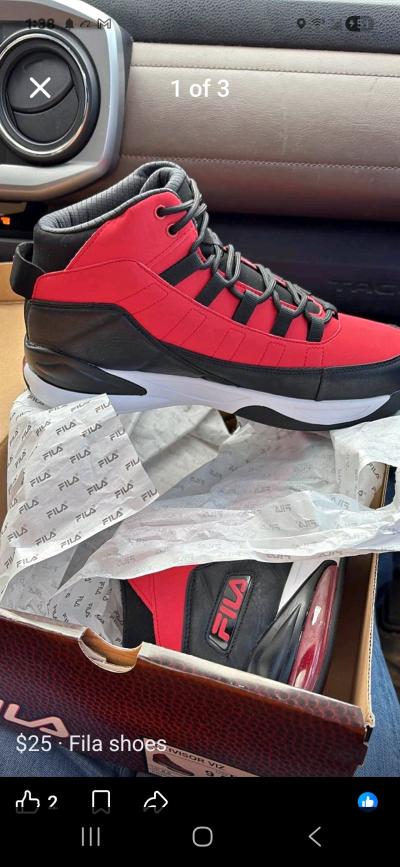 Fila size 9 half