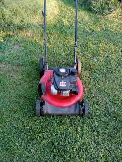 Craftsman and Yard machines push mower both run