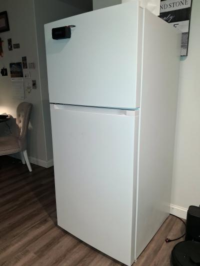 whirlpool fridge lots of space