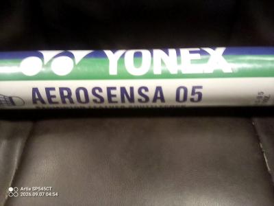 12 Yonex Aero duck feather shuttlecocks - Thumbnail 7