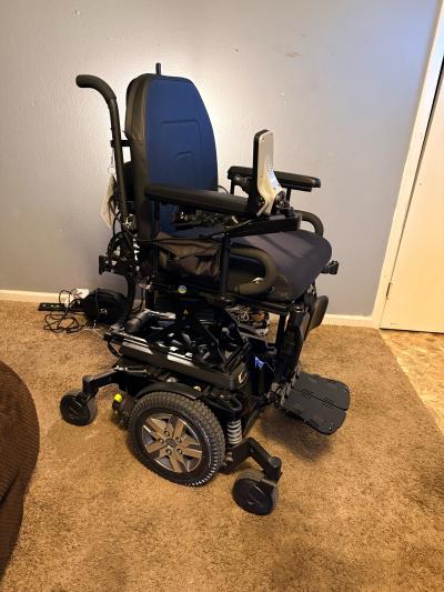 ELECTRIC SCOOTER WITH A RAMP - Thumbnail 4