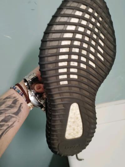 Mens Adidas Yeazy black shoes Size 11 - Thumbnail 2