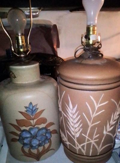 Set of two vintage ceramic table lamps with floral and wheat