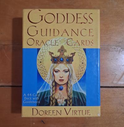 Tarot Cards with Guidence from the Goddesses - Thumbnail 2