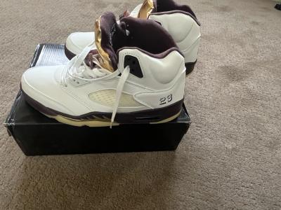 Nike Air Jordan 5 retro size 9 mens - Thumbnail 5
