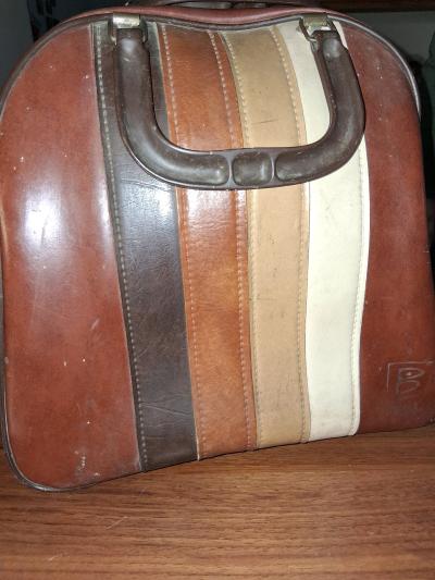 bowling ball and bag - Thumbnail 4