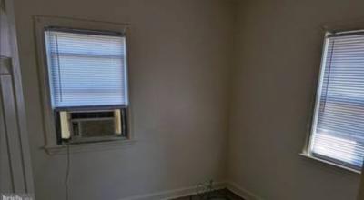 Room for Rent  Utilities Included  DC 20019 - Thumbnail 2