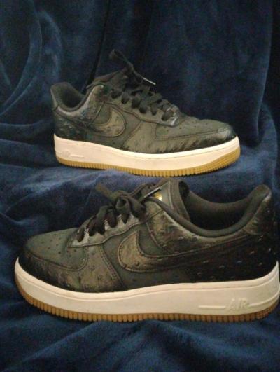 Black Nike Air Force 1 lowtop ostrichtextured leather - Thumbnail 3