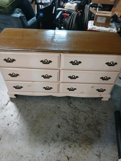 dresser - Thumbnail 2