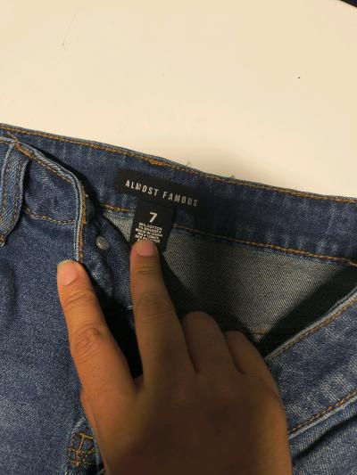 lote de 4 prendas de ropa y un par de zapatillas tacon ancho - Thumbnail 10