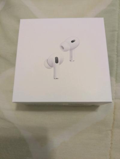 Airpod pro 2 sealed with magsafe - Thumbnail 2