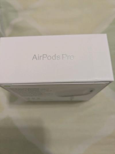 Airpod pro 2 sealed with magsafe - Thumbnail 6