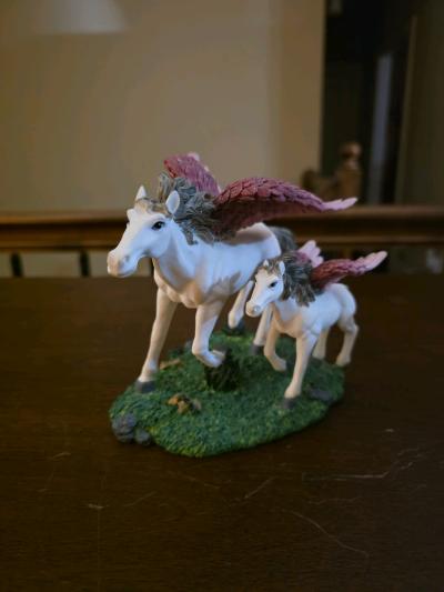 2 UNICORN Figurines   50 Each