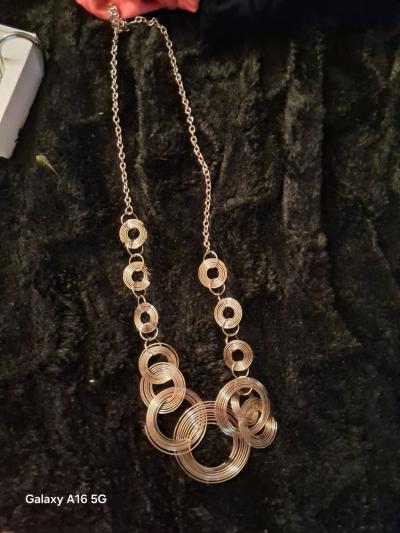 vintage jewelry necklaces and bracelets - Thumbnail 2