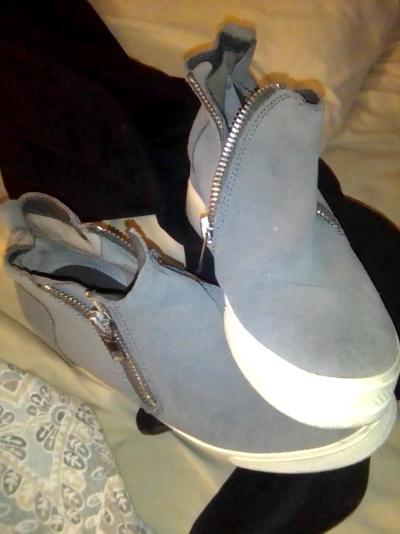 Steve Madden anklet boots