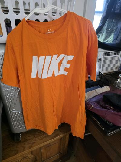 Nike The Nike Tee Orange Logo TShirt  Size XL