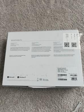 Microsoft Surface Pro 11th edition - Thumbnail 3
