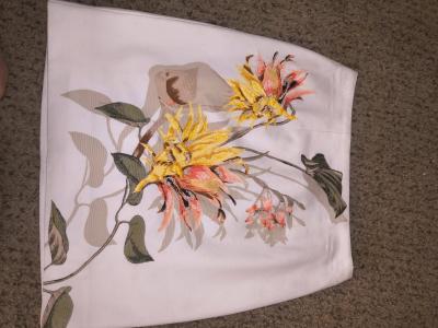 White House Black market skirt
