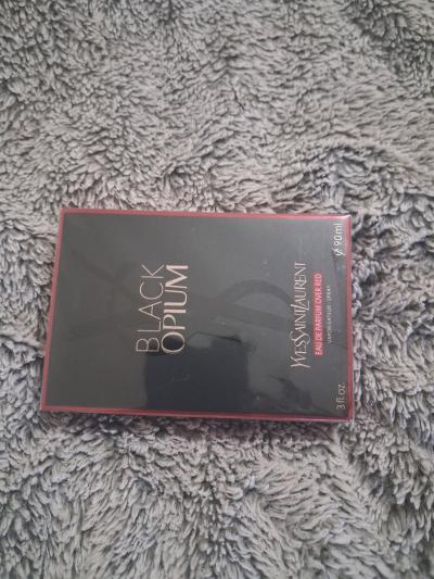 Yves Saint Laurent Black Opium