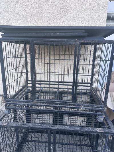dog cages in different sizes available