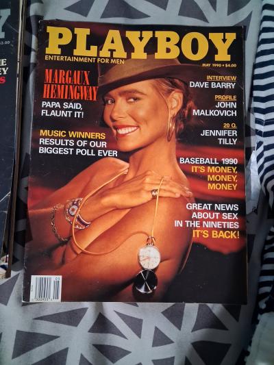 Vintage Playboy Magazine Collection - Thumbnail 2
