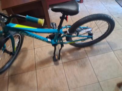 BRAND NEW Specialized Riprock 20 Kids Bike  Never Used Bosto