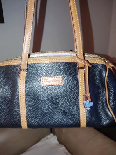 small Dooney barrel bag - Thumbnail 2