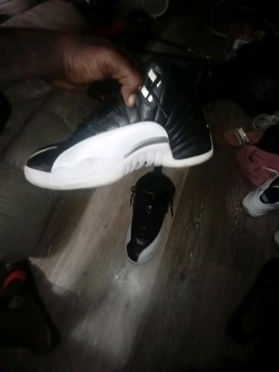 size 10 in a half Jordan 12 retros - Thumbnail 2