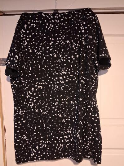 Womans XL black dress shirt lord and Taylors - Thumbnail 3