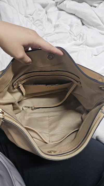 Authentic Calvin Klein Purse Pickup Only - Thumbnail 3