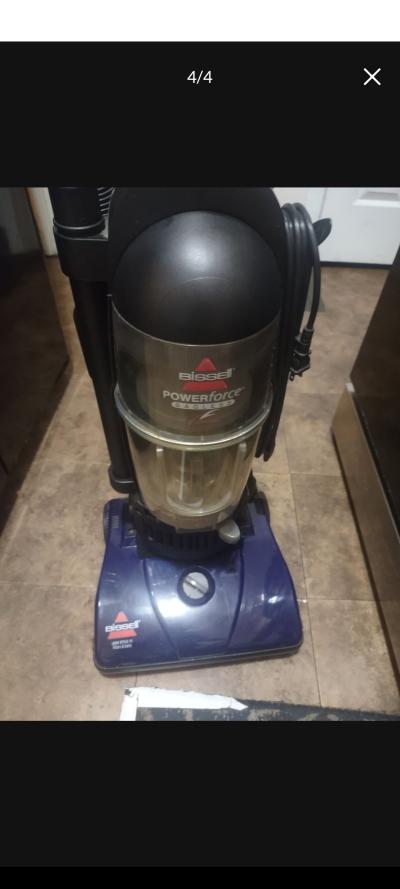 Bissell Powerforce Bagless Vacuum Cleaner