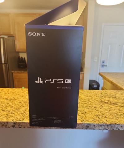 PS5 Pro Station SONY with just 1 pad - Thumbnail 4