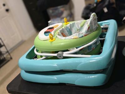 andaderascolumpio y baera para bebe