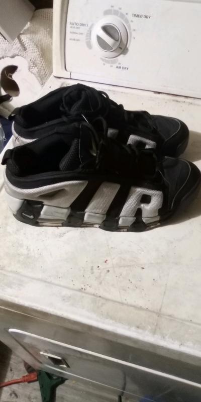 11 and a half Nike Air Uptempo only worn a few times - Thumbnail 2