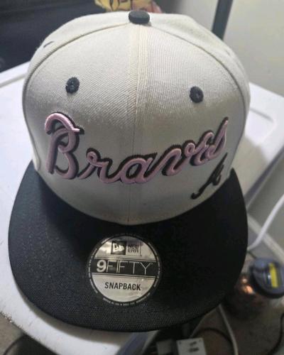 Atlanta Braves OS hat cream with light pink letters